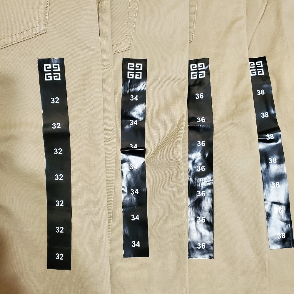 S O L D.....Givenchy - Picture 10 of 12